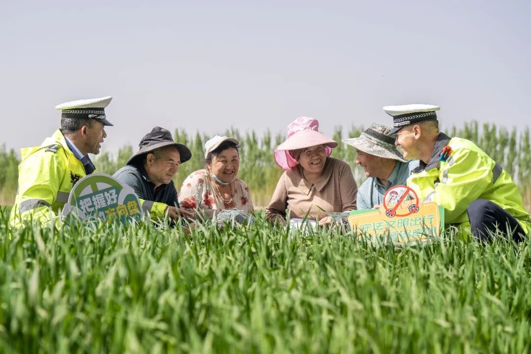 违章高发人群引导_农用车违法载人整治_春季交通安全宣传